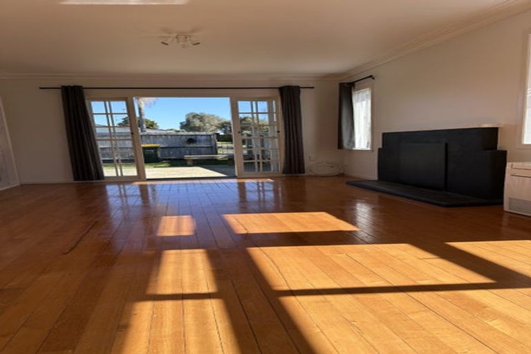Photo of property in 8 Landscape Road, Pukekohe, 2120