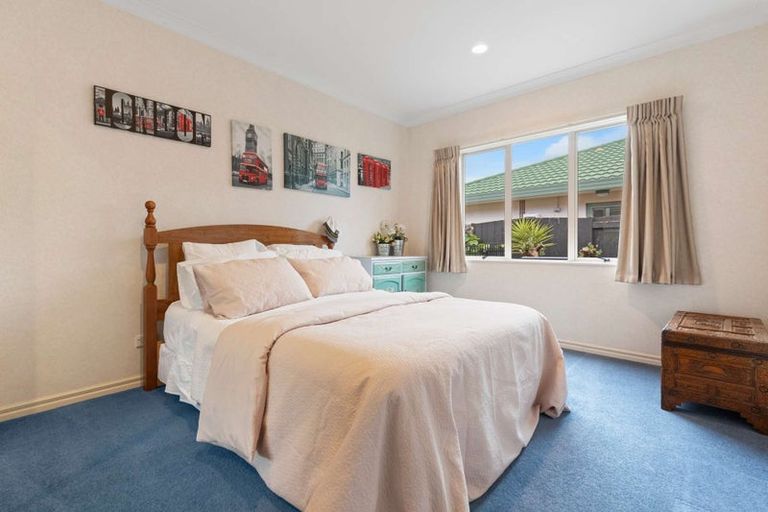 Photo of property in 152 Gravatt Road, Papamoa Beach, Papamoa, 3118