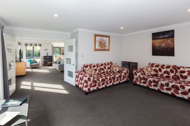 Photo of property in 9 Kohunga Crescent, Bottle Lake, Christchurch, 8083