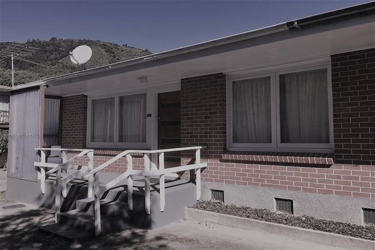 Photo of property in 82b Wellington Street, Picton, 7220