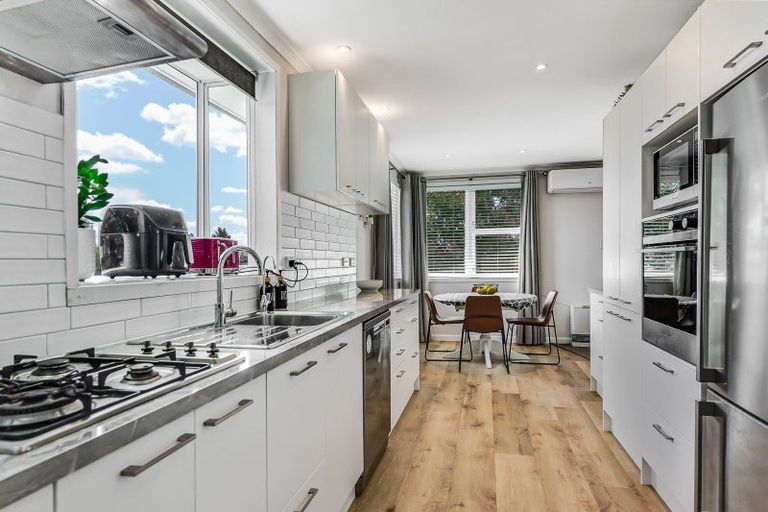 Photo of property in 25 Joanna Place, Deanwell, Hamilton, 3206