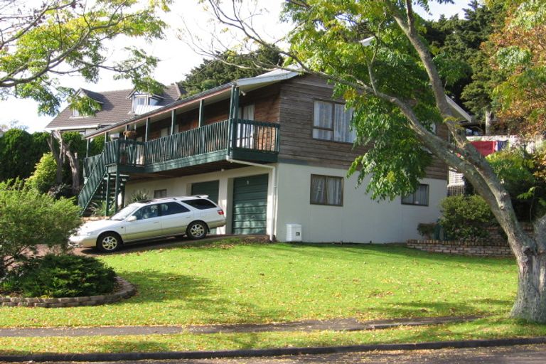 Photo of property in 6 Teak Grove, Totara Heights, Auckland, 2105