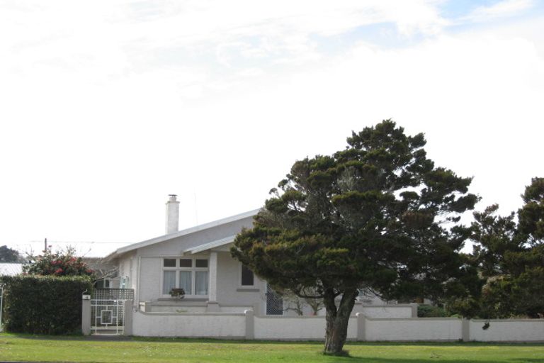 Photo of property in 16 Seyton Street, Stratford, 4332