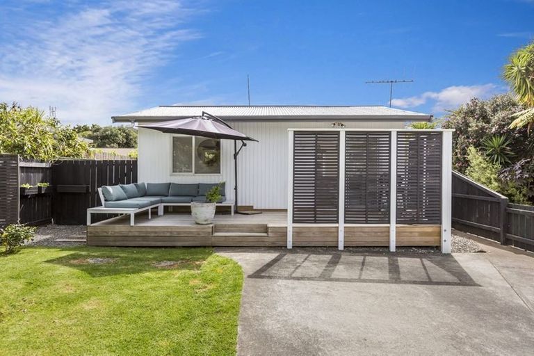 Photo of property in 122a The Circle, Manly, Whangaparaoa, 0930