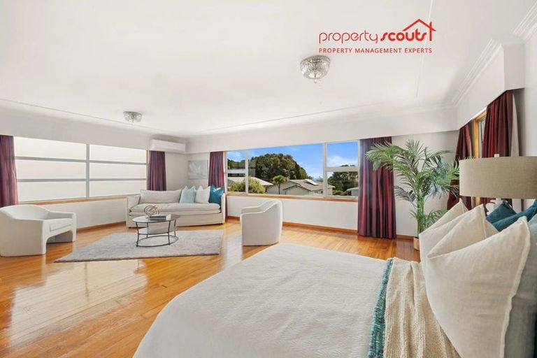 Photo of property in 14 Barrett Street, Westown, New Plymouth, 4310