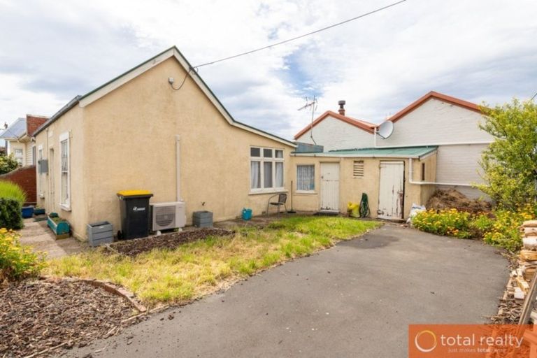 Photo of property in 61 Oxford Street, South Dunedin, Dunedin, 9012