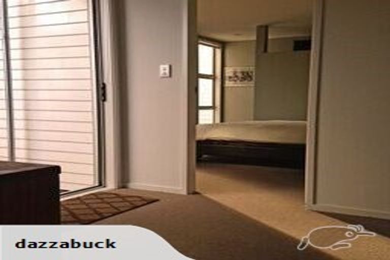 Photo of property in 6 Glentui Grove, Khandallah, Wellington, 6035