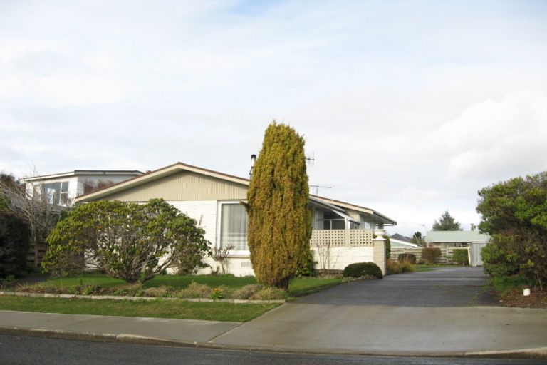 Photo of property in 17 Bruce Street, Waikiwi, Invercargill, 9810