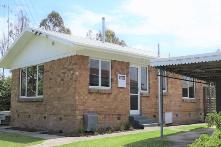 Photo of property in 68 English Street, St Andrews, Hamilton, 3200