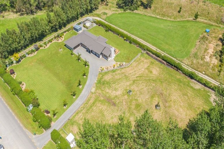 Photo of property in 19 Denton Road, Levin, 5571