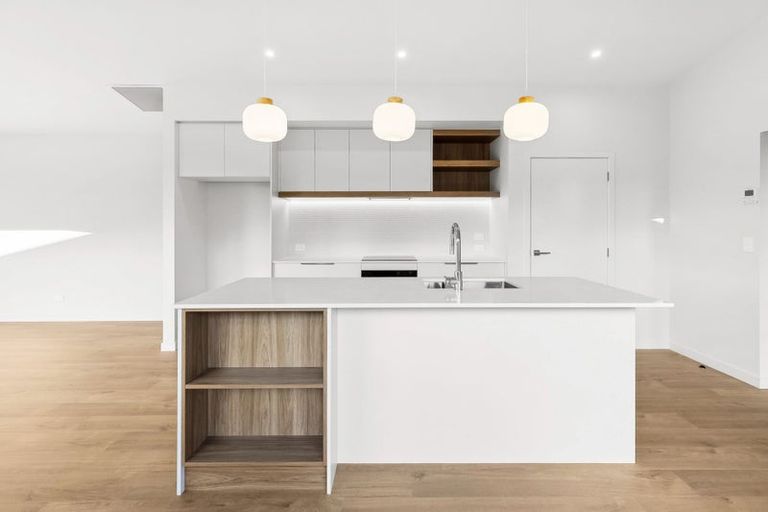 Photo of property in 14a Marjon Drive, Wanaka, 9305