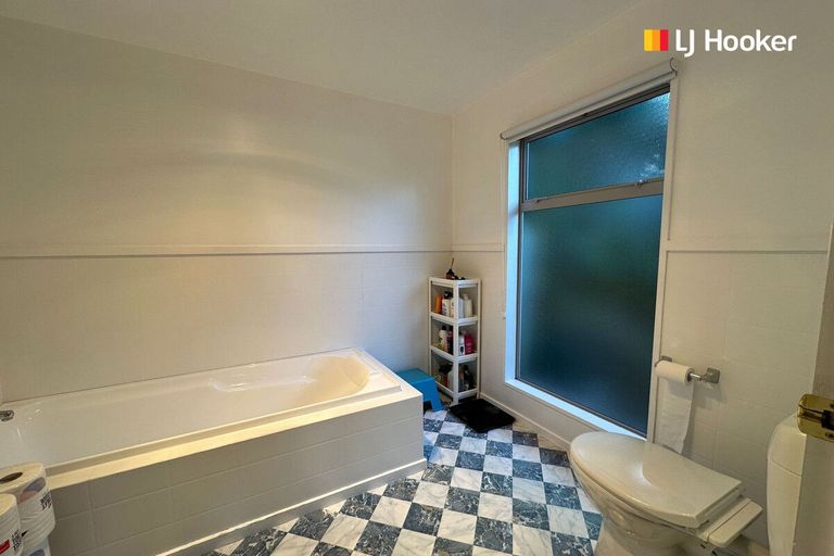 Photo of property in 213 Somerville Street, Shiel Hill, Dunedin, 9013