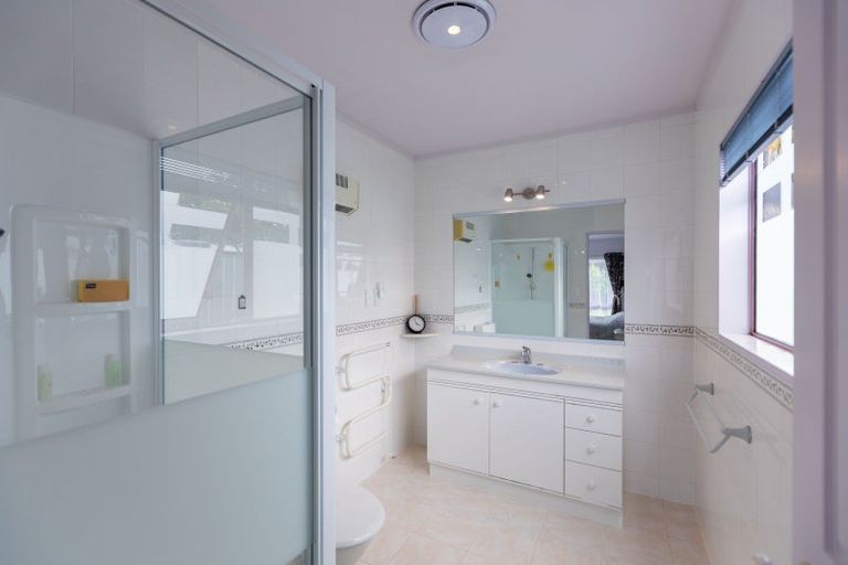 Photo of property in 3 Jacaranda Place, Greenmeadows, Napier, 4112