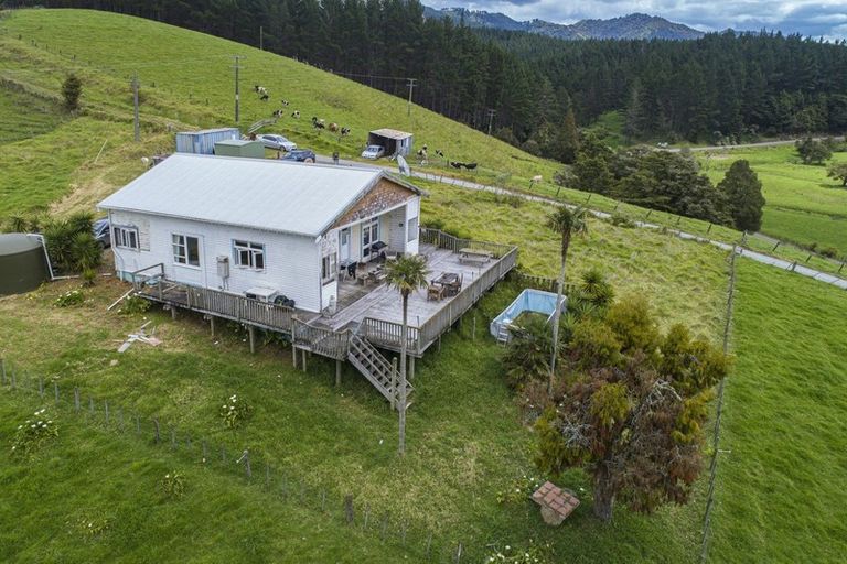 Photo of property in 1414 Kirikopuni Valley Road, Tangiteroria, 0381