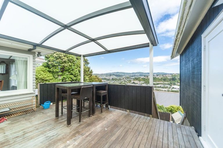 Photo of property in 49 Nevay Road, Miramar, Wellington, 6022