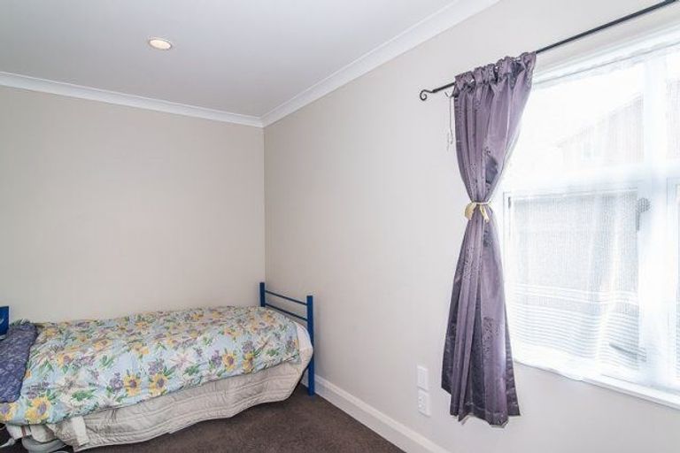 Photo of property in 84 Amohia Street, Paraparaumu, 5032