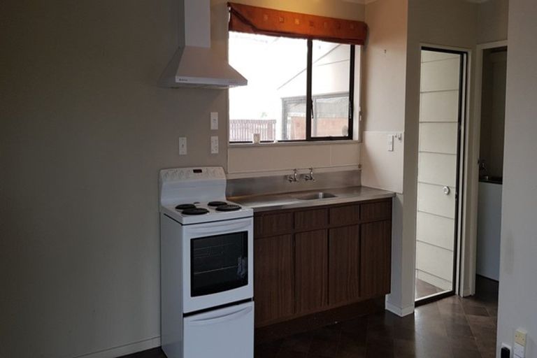 Photo of property in 8 Hukanui Road, Fairfield, Hamilton, 3214