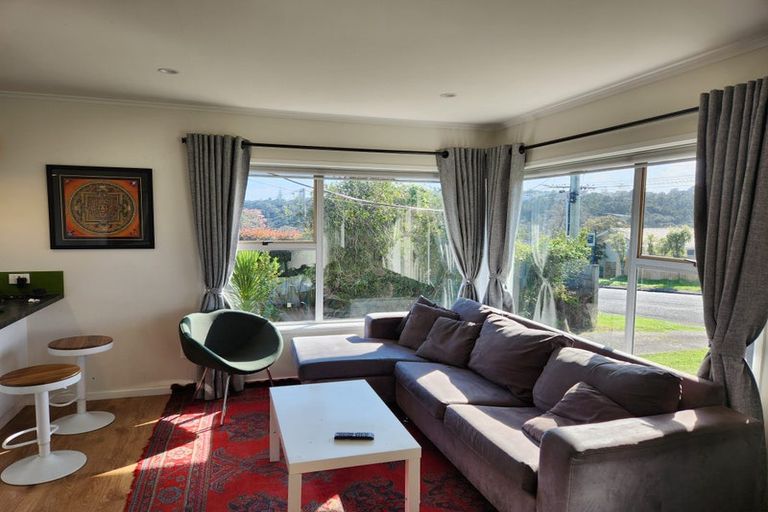 Photo of property in 2/166 Verbena Road, Birkdale, Auckland, 0626
