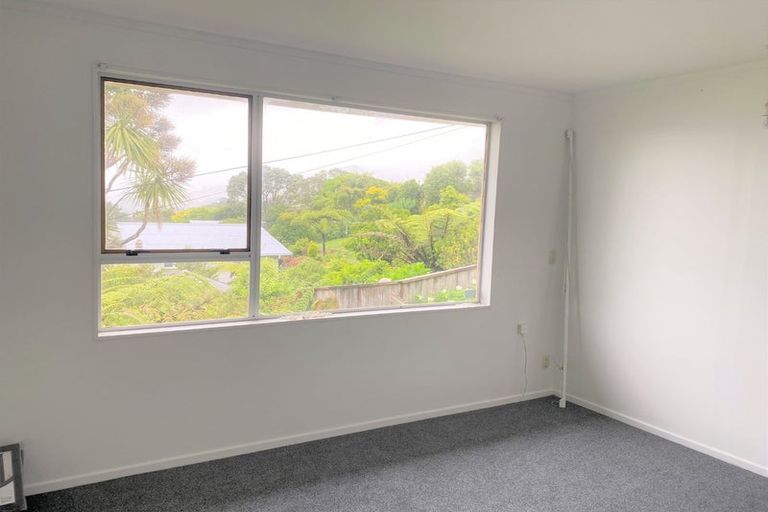 Photo of property in 115 Ironside Road, Johnsonville, Wellington, 6037