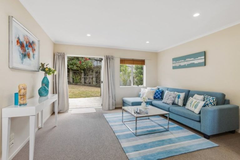 Photo of property in 6/61 The Avenue, Albany, Auckland, 0632