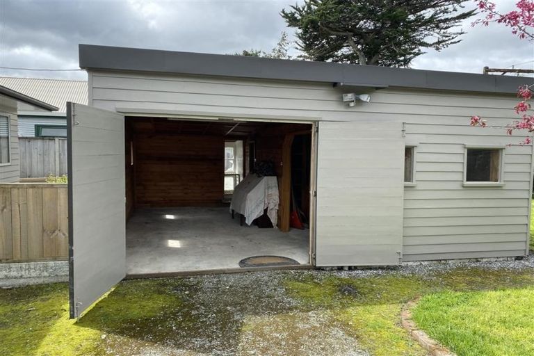 Photo of property in 250a Fergusson Drive, Heretaunga, Upper Hutt, 5018