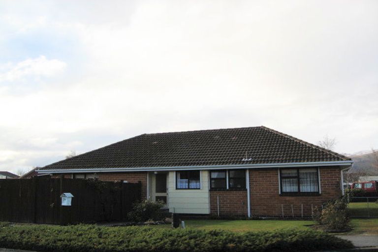 Photo of property in 16 Jollys Road, Cromwell, 9310