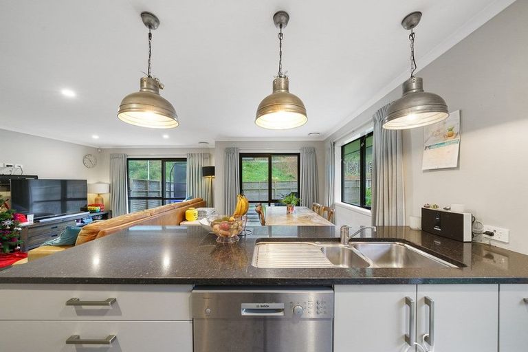 Photo of property in 9 Tradewinds Drive, Whitby, Porirua, 5024