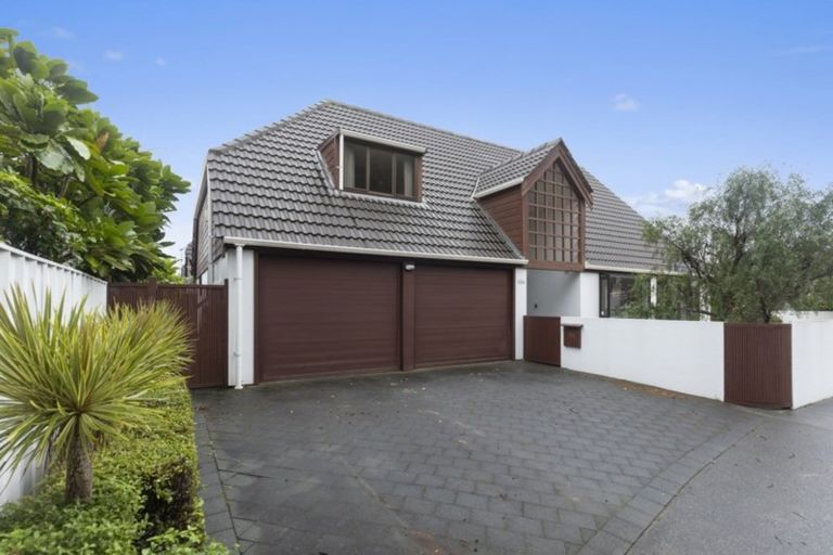 Photo of property in 134 Muritai Road, Eastbourne, Lower Hutt, 5013