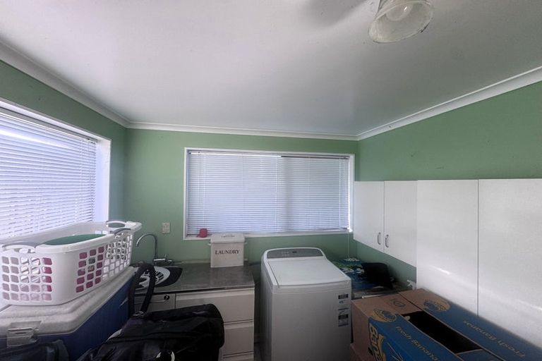 Photo of property in 13 Pirinoa Street, Feilding, 4702