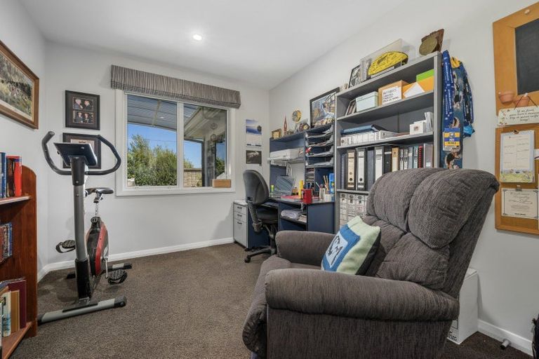 Photo of property in 12 Saint Thomas Avenue, Pyes Pa, Tauranga, 3112