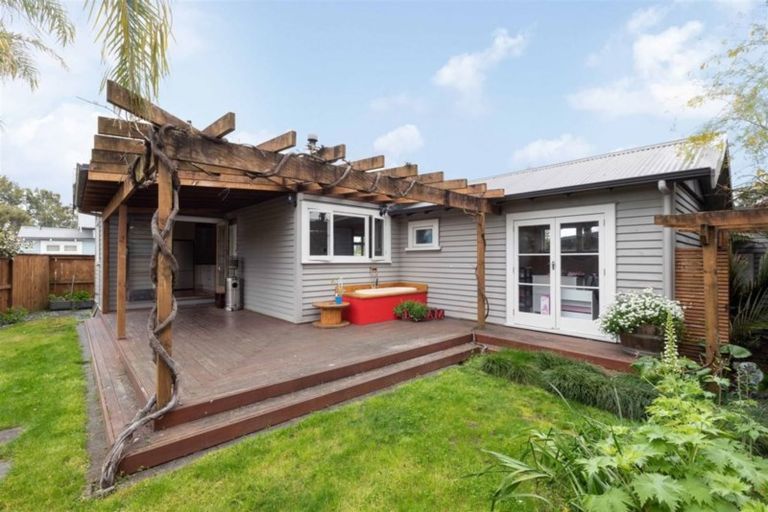 Photo of property in 936a Heaphy Terrace, Fairfield, Hamilton, 3214