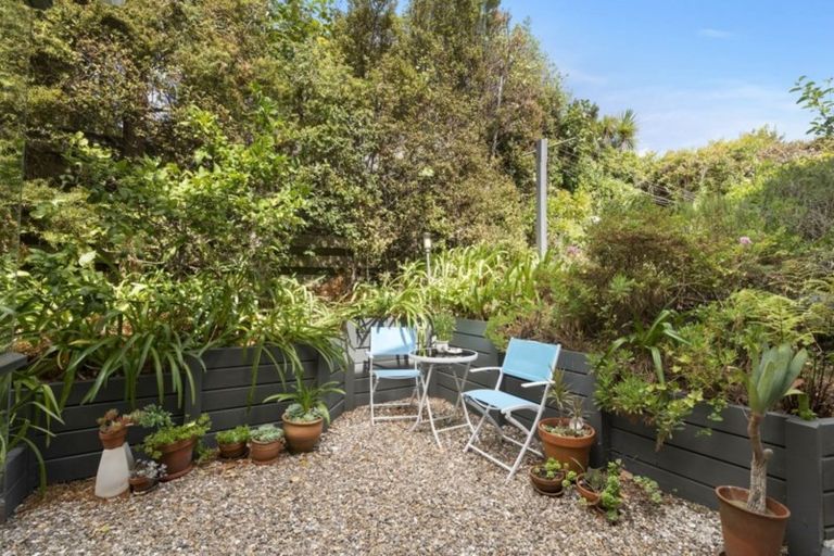 Photo of property in 2/85 Castor Bay Road, Castor Bay, Auckland, 0620