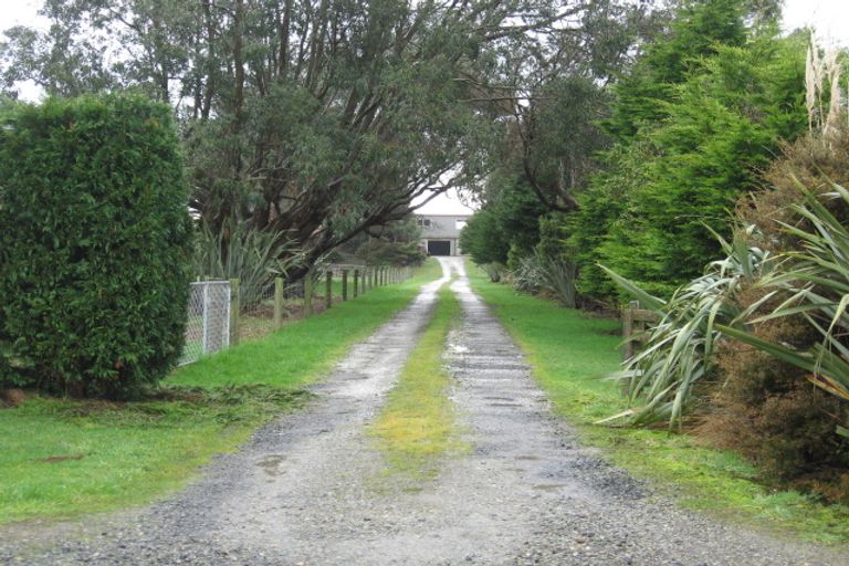Photo of property in 76 Taiepa Road, Otatara, Invercargill, 9879