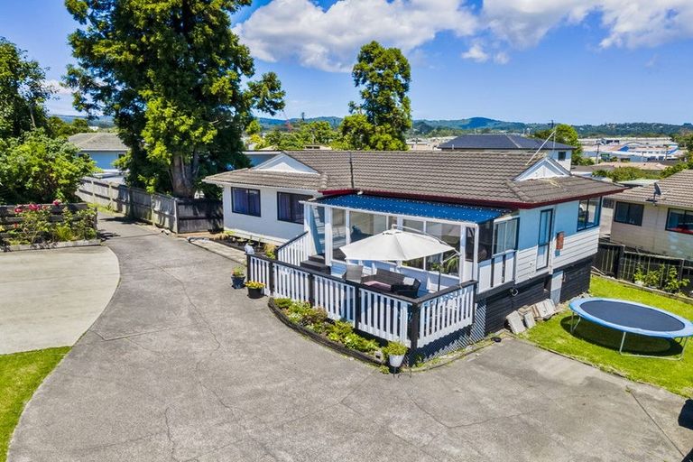 Photo of property in 1/541 Swanson Road, Ranui, Auckland, 0612
