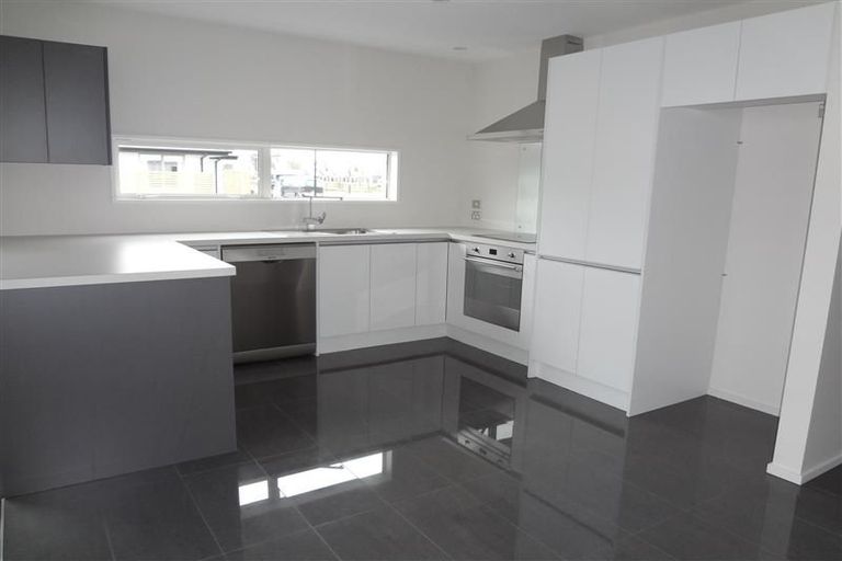 Photo of property in 83 Caulfield Avenue, Halswell, Christchurch, 8025