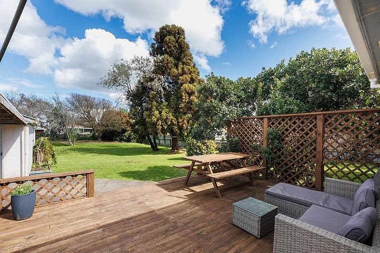 Photo of property in 37 Mangahao Road, Pahiatua, 4910
