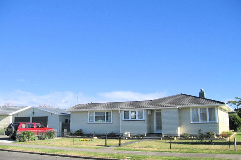Photo of property in 13 Scully Crescent, Onekawa, Napier, 4110