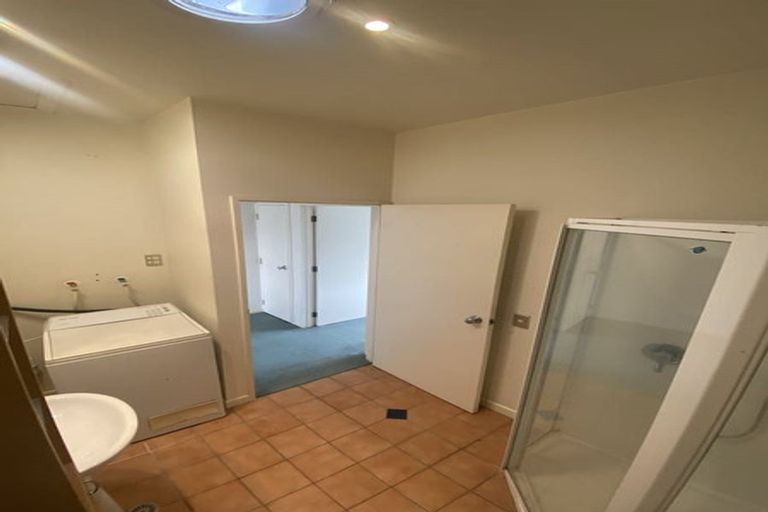 Photo of property in 140/2 Armoy Drive, East Tamaki, Auckland, 2016