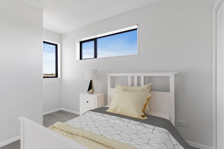 Photo of property in 19 Tima Lane, Mangere Bridge, Auckland, 2022