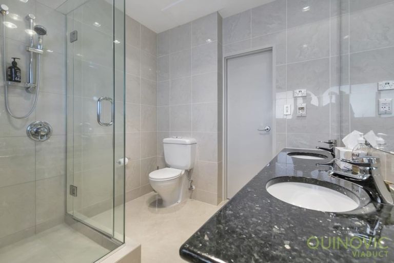 Photo of property in Shangri La Apartments, 5/97 Jervois Road, Herne Bay, Auckland, 1011