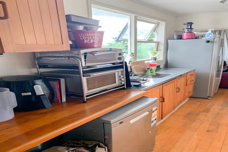 Photo of property in 12 Greville Road, Pinehill, Auckland, 0632