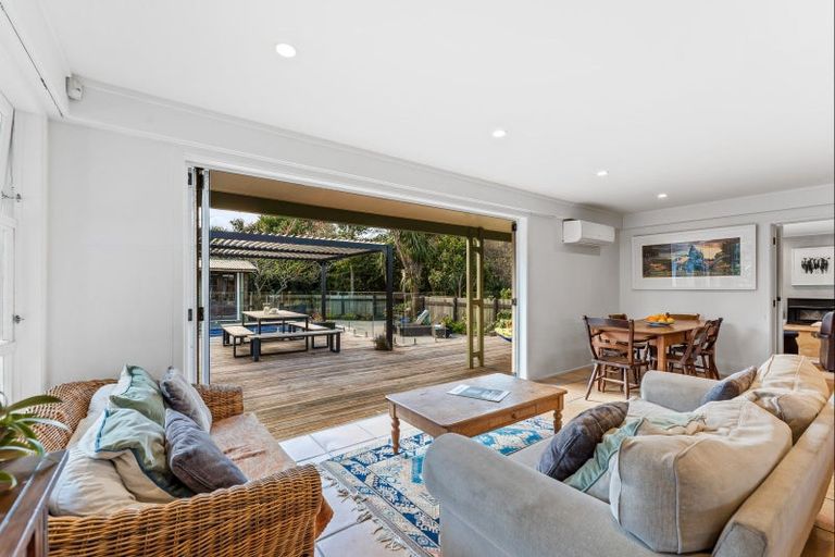 Photo of property in 231 Omaha Flats Road, Point Wells, Warkworth, 0986