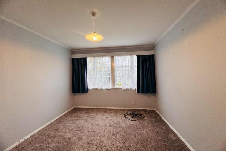 Photo of property in 1147 High Street, Taita, Lower Hutt, 5011