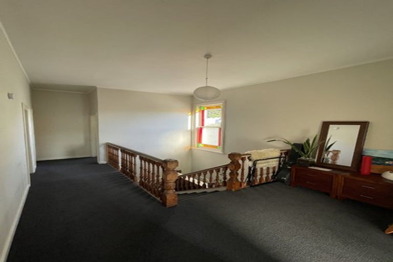 Photo of property in 77 Austin Street, Mount Victoria, Wellington, 6011
