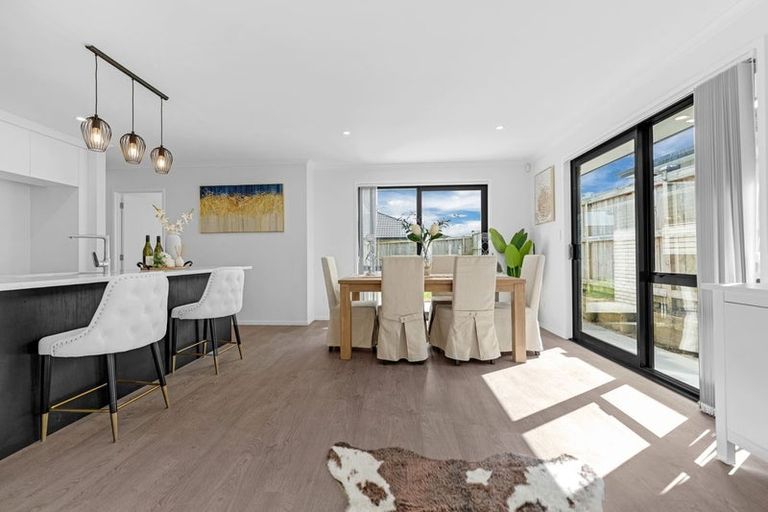 Photo of property in 11 Paul Way, Pokeno, 2402