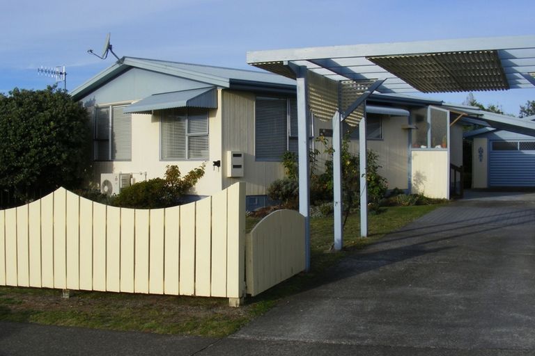 Photo of property in 66 Richmond Avenue, Richmond Heights, Taupo, 3330