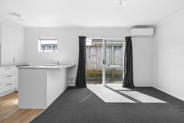 Photo of property in 28d Lorne Street, Melville, Hamilton, 3206