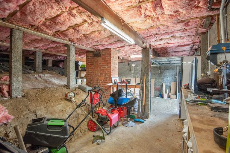 Photo of property in 30 Scotland Terrace, Green Island, Dunedin, 9018