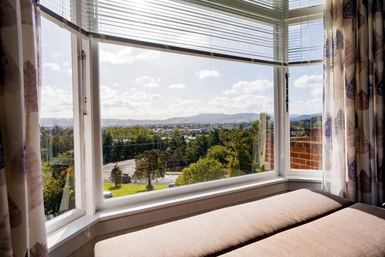 Photo of property in 16 Braeside, Kinmont Park, Mosgiel, 9024