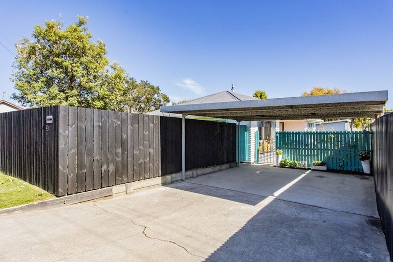 Photo of property in 73 Dunns Avenue, The Pines Beach, 7630